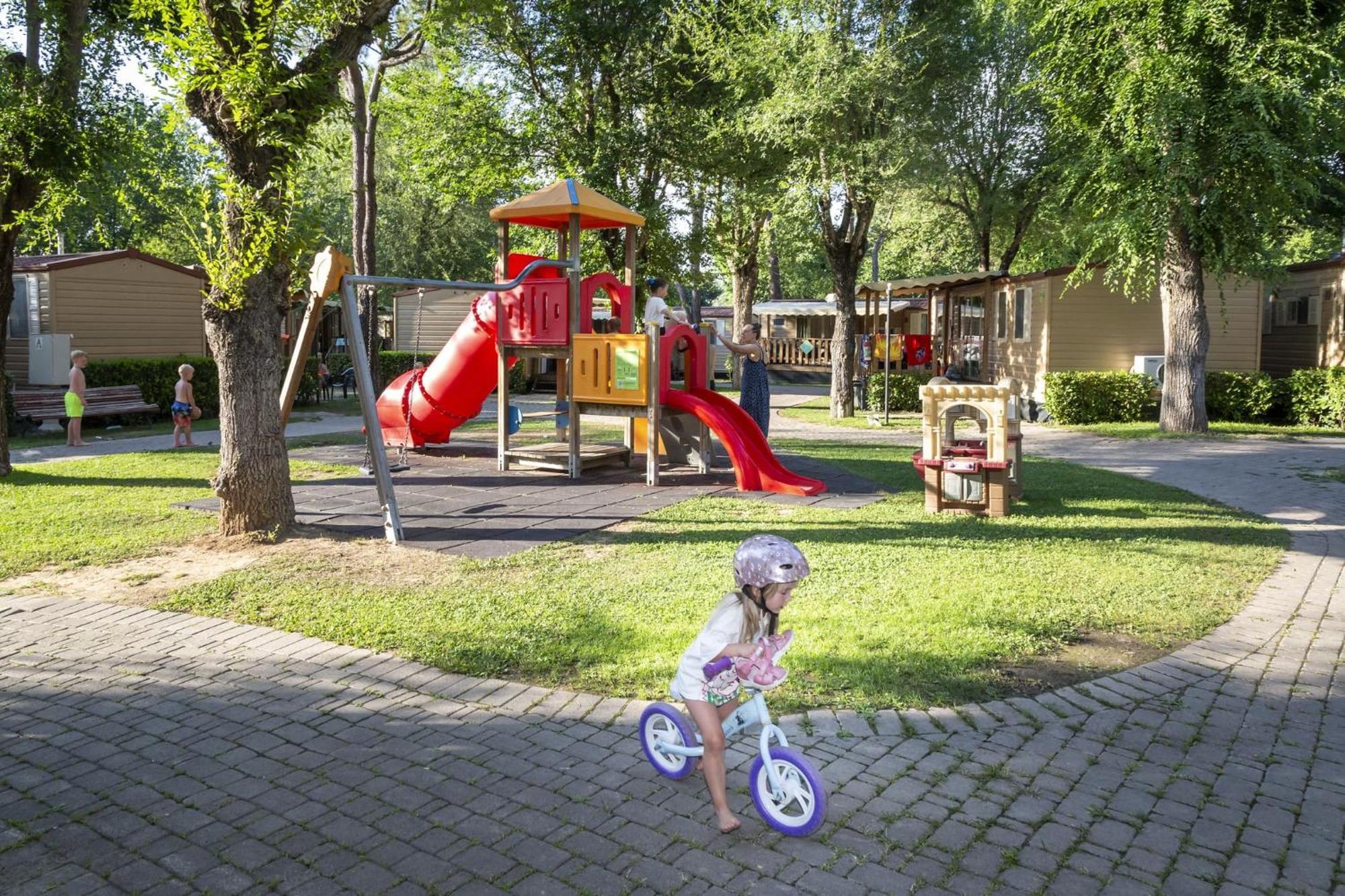 hu Altomincio Village Valeggio sul Mincio Exterior foto
